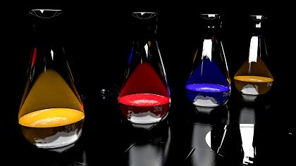 Vorschaubild Erlenmeyerkolben mit farbigen Inhalt